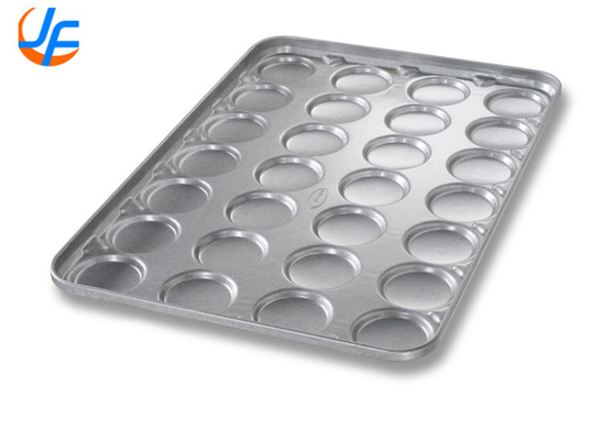 RK Bakeware China Foodservice 42495 شيكاغو المعدنية المعدنية الفولاذ 24 القالب 1.95 أوقية