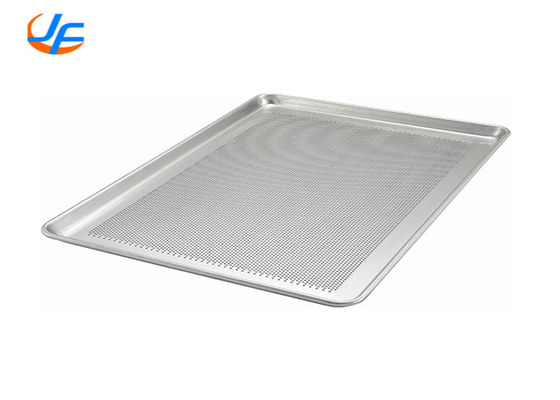 RK Bakeware China-601828 Full Size 16 Gauge 18&quot; x 26&quot; سلك في حافة الألومنيوم
