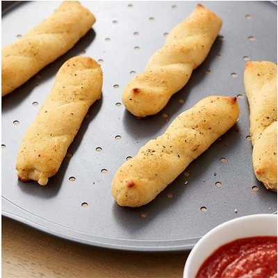 Rk Bakeware الصين المصنع-Nonstick ألومنيوم البيتزا القرص مع الحافة