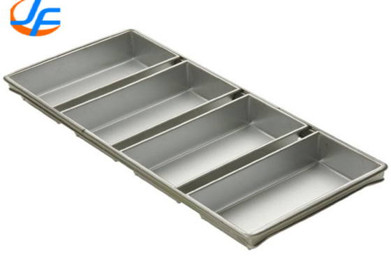 RK Bakeware الصين خدمة الطعام NSF التجارية 9 '' بولمان خبز وعاء / 4 حزام 5-5/8 من قبل 3-1/8 بوصة خبز وعاء مجموعة