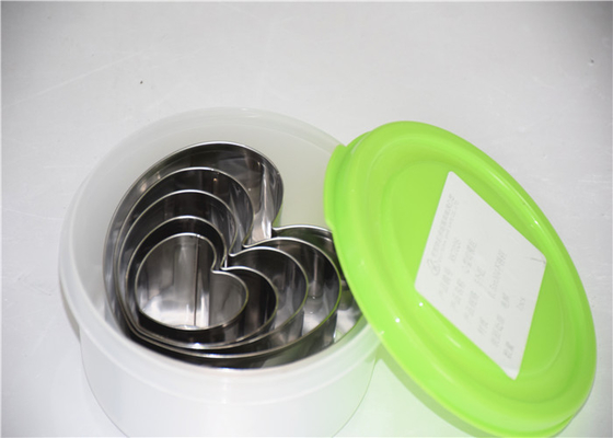 RK Bakeware China Foodservice NSF حلقة كعكة الفولاذ المقاوم للصدأ، حلقة كعكة القلب المستديرة مربعة الحلوى
