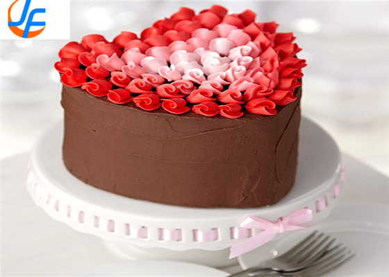RK Bakeware الصين خدمة الطعام NSF 142*134*55 الألومنيوم شكل القلب كعكة وعاء أسفل فضفاض