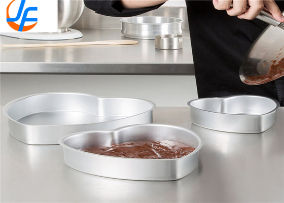 RK Bakeware الصين خدمة الطعام NSF التجارية شكل القلب كعكة وعاء أسفل فضفاض